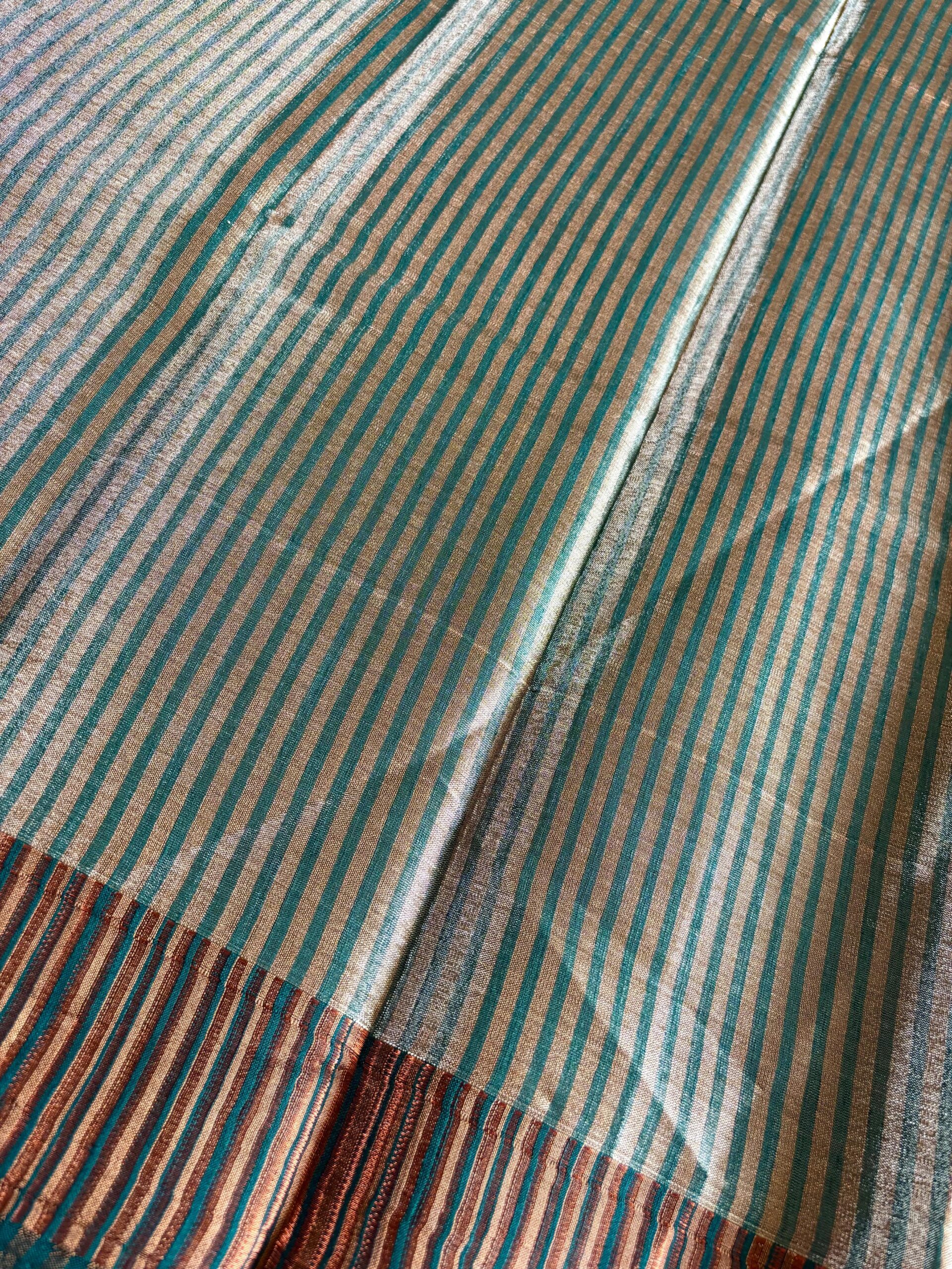 Tissue Viscose Zari Border - Image 3