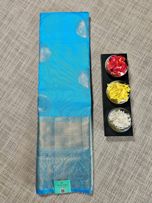Semi Silk Self Butta Boarder - Image 2